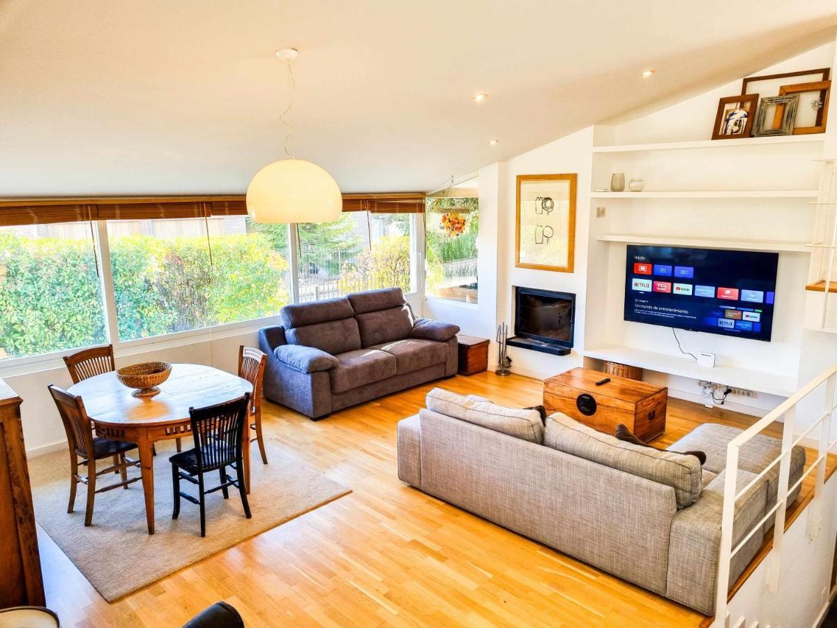 Villa Guara Golf Y Pool Comotucasa Nueno Екстериор снимка