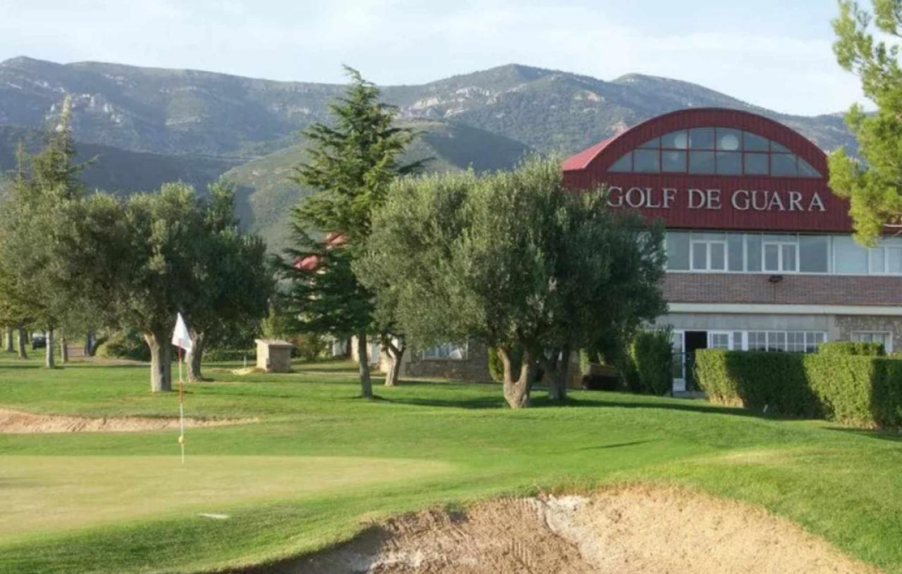 Villa Guara Golf Y Pool Comotucasa Nueno Екстериор снимка